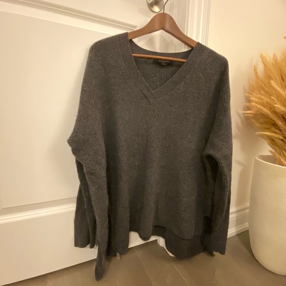 AllSaints Oversize V-neck Sweater Size Small - Picture 2 of 12